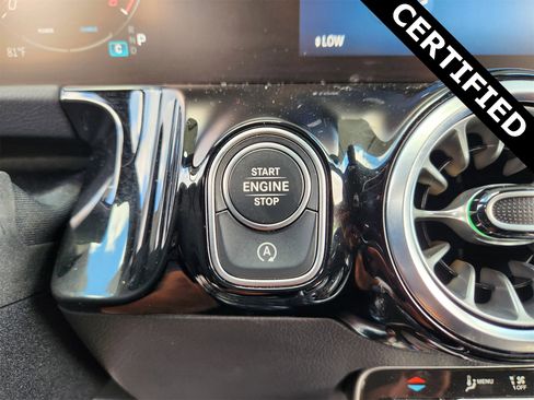 Certified 2025 Mercedes-Benz GLA 250 image 22