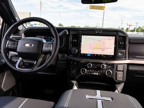 Used 2026 Ford F250 Platinum AWD/4WD image 31
