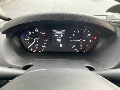 Used 2024 RAM ProMaster 2500 w/ Convenience Group FWD image 16