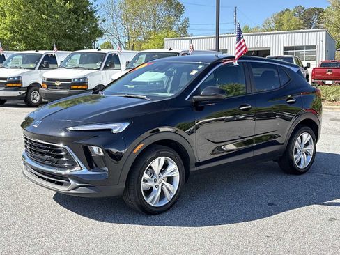 Used 2025 Buick Encore GX Preferred FWD image 2