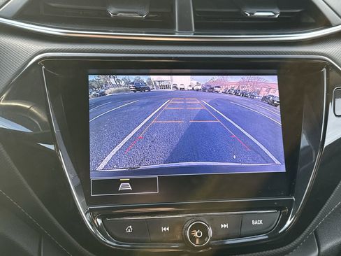 Used 2022 Chevrolet TrailBlazer ACTIV w/ Sun and Liftgate Package image 27