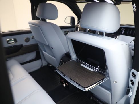Certified 2025 Rolls-Royce Cullinan AWD/4WD image 26