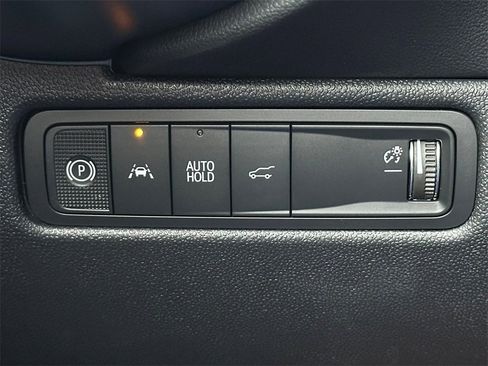 New 2026 Chevrolet Equinox EV LT image 30