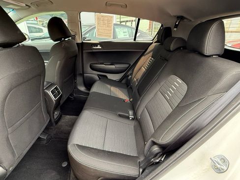 Used 2018 Kia Sportage LX w/ LX Popular Package AWD/4WD image 16