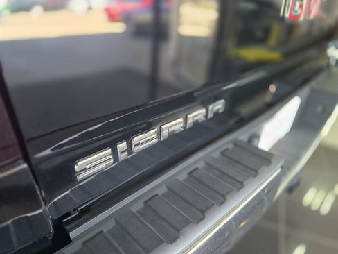 Used 2017 GMC Sierra 1500 SLE w/ SLE Value Package RWD image 34