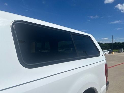 Used 2022 Ford F350 Lariat w/ Lariat Ultimate Package AWD/4WD image 10