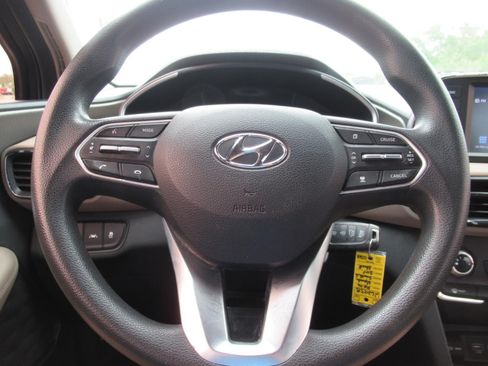 Used 2019 Hyundai Santa Fe SE FWD image 21