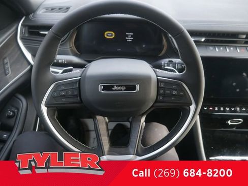 New 2026 Jeep Grand Cherokee L Limited w/ Limited Altitude Package AWD/4WD image 27