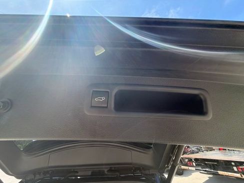 Used 2023 Toyota Highlander XSE AWD/4WD image 87