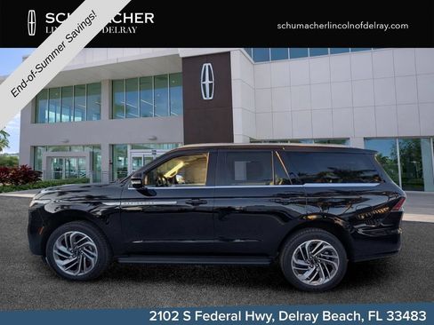 New 2026 Lincoln Navigator Premiere AWD/4WD image 4