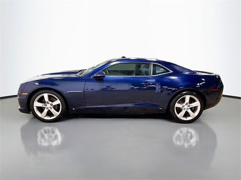Used 2010 Chevrolet Camaro SS w/ RS Package image 10