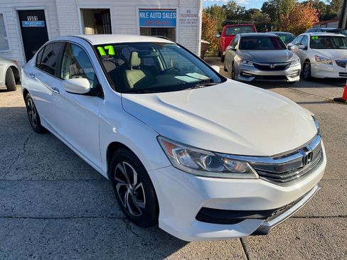 Used 2017 Honda Accord LX image 7