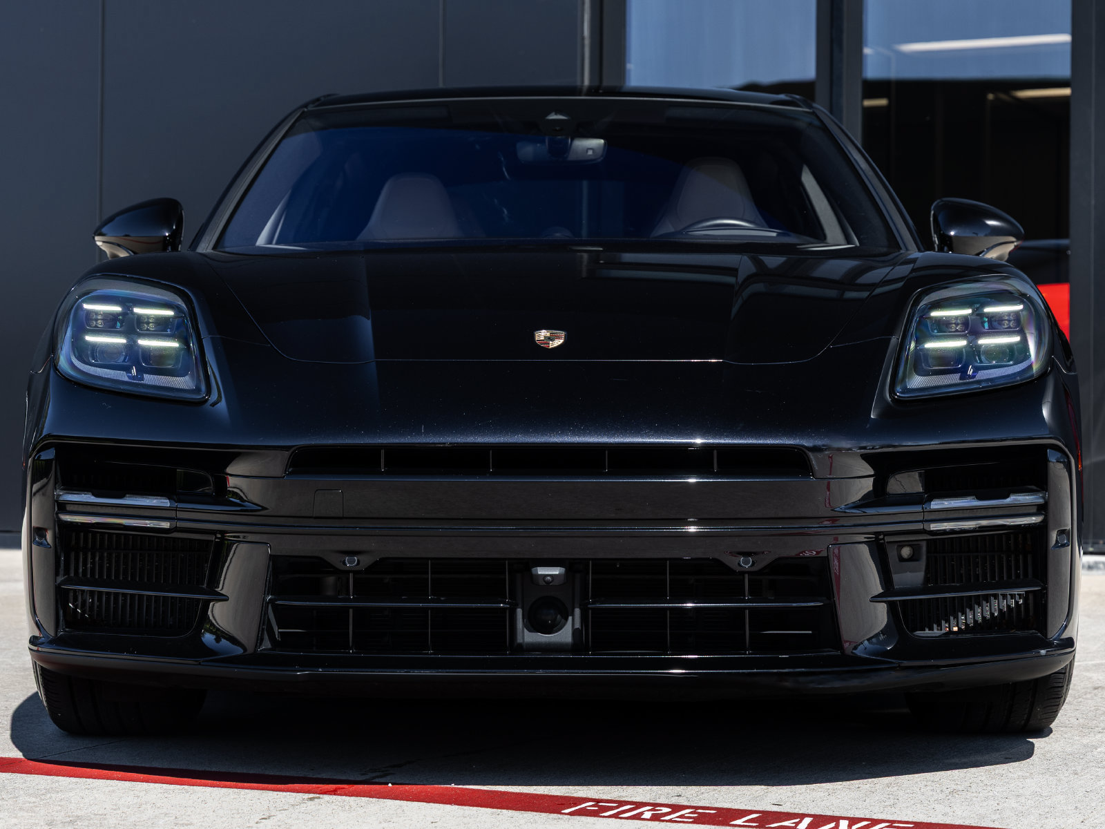 Certified 2024 Porsche Panamera RWD image 8