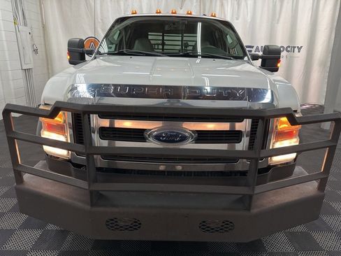 Used 2008 Ford F550 4x4 Crew Cab Super Duty image 4