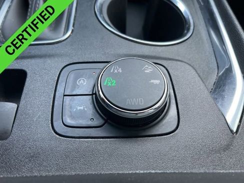 Certified 2023 Chevrolet Traverse Premier AWD/4WD image 22