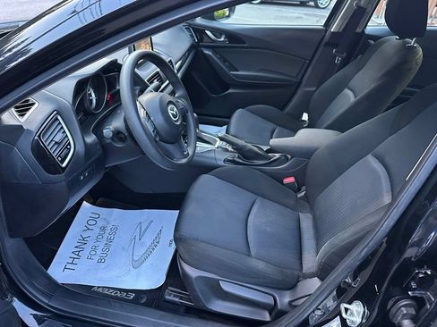 Used 2016 MAZDA MAZDA3 i Sport FWD image 9