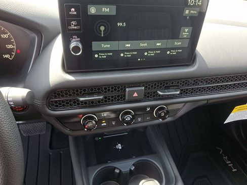 New 2027 Honda HR-V LX image 8
