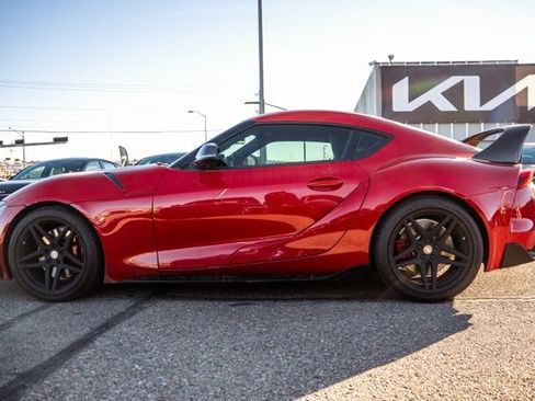 Used 2022 Toyota Supra image 8