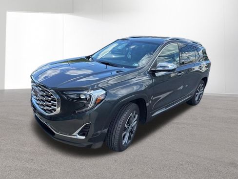 Used 2020 GMC Terrain Denali w/ Denali Premium Package AWD/4WD image 29