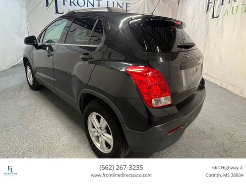 Used 2016 Chevrolet Trax LT w/ LT Sun and Sound Package image 5