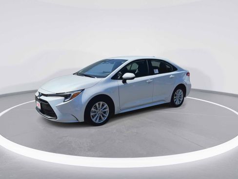 New 2024 Toyota Corolla LE image 4