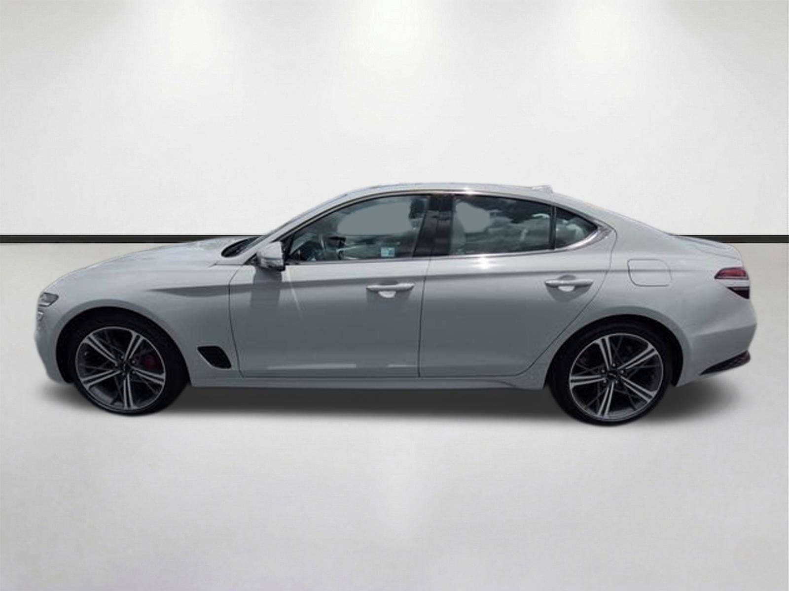 Used 2025 Genesis G70 3.3T Advanced AWD/4WD image 8
