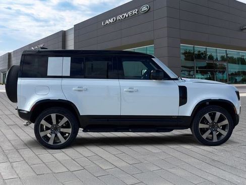 New 2026 Land Rover Defender 110 V8 image 6