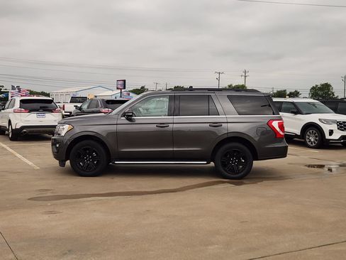 Used 2021 Ford Expedition XLT AWD/4WD image 4