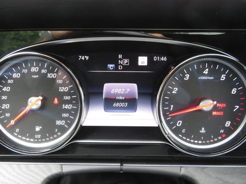 Used 2019 Mercedes-Benz E 300 4MATIC image 20