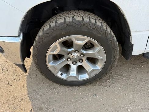 Used 2019 RAM 1500 Big Horn AWD/4WD image 10