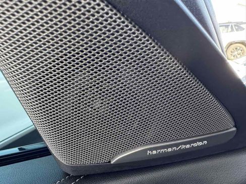 Used 2024 BMW X6 xDrive40i w/ Premium Package image 25