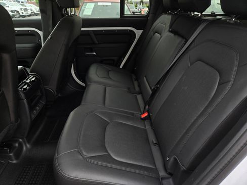 Used 2025 Land Rover Defender 110 S AWD/4WD image 11
