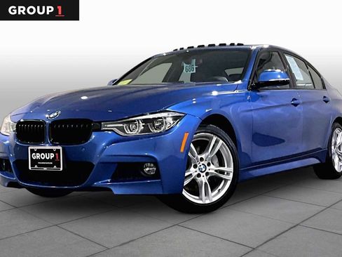 Used 2018 BMW 330i xDrive Sedan w/ M Sport Package AWD/4WD image 1