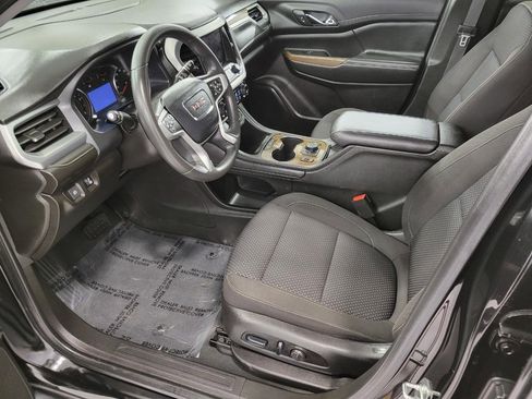 Used 2023 GMC Acadia SLE w/ Driver Convenience Package image 9