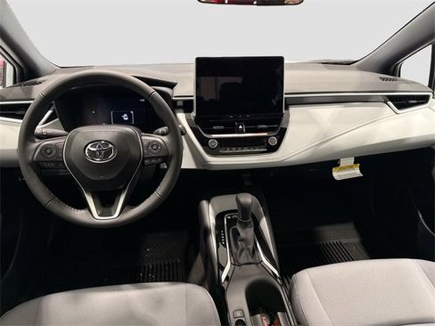 New 2025 Toyota Corolla SE image 19