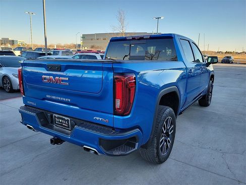 Used 2024 GMC Sierra 1500 AT4 w/ Technology Package image 5