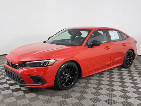 Used 2024 Honda Civic Sport image 5