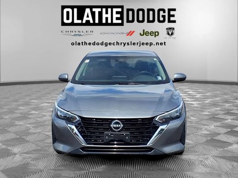Used 2024 Nissan Sentra SV FWD image 31