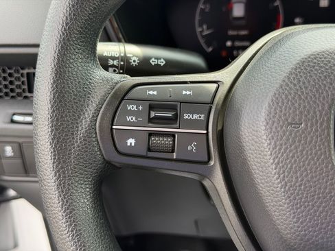 Used 2024 Honda CR-V EX image 17