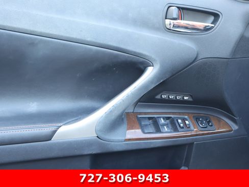 Used 2012 Lexus IS 250C w/ Luxury Pkg RWD image 14