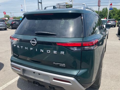 Used 2024 Nissan Pathfinder Platinum w/ Cargo Package AWD/4WD image 6