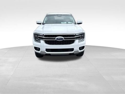 Used 2025 Ford Ranger Lariat w/ Advanced Towing Package AWD/4WD image 2