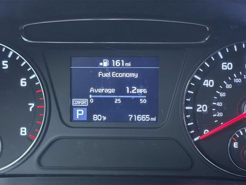 Used 2019 Kia Sorento AWD V6 image 7