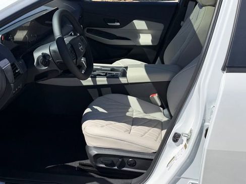 New 2026 Nissan Sentra SL FWD image 20