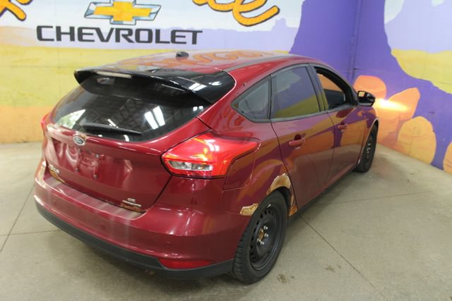 Used 2016 Ford Focus SE w/ Equipment Group 201A FWD image 8