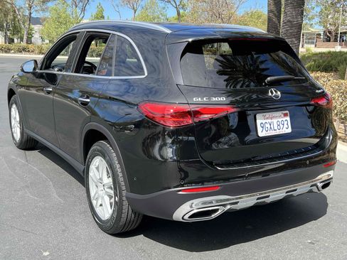 Used 2023 Mercedes-Benz GLC 300 4MATIC w/ Exclusive Trim Package image 2