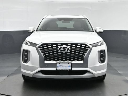 Used 2022 Hyundai Palisade Limited FWD image 2