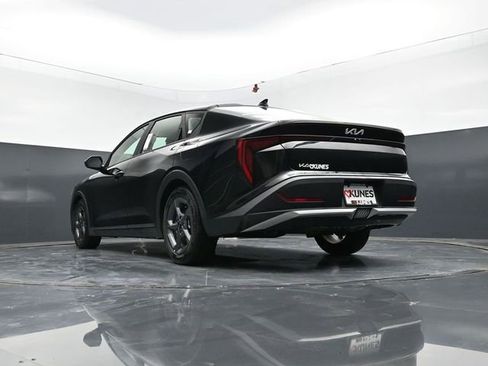 Used 2025 Kia K4 LXS image 54