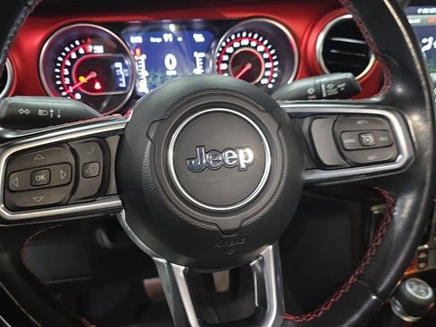 Used 2022 Jeep Gladiator Rubicon w/ Trailer Tow Package image 10