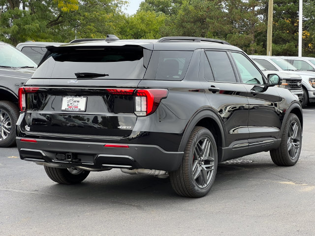 New 2026 Ford Explorer ST-Line w/ ST-Line Street Pack AWD/4WD image 53